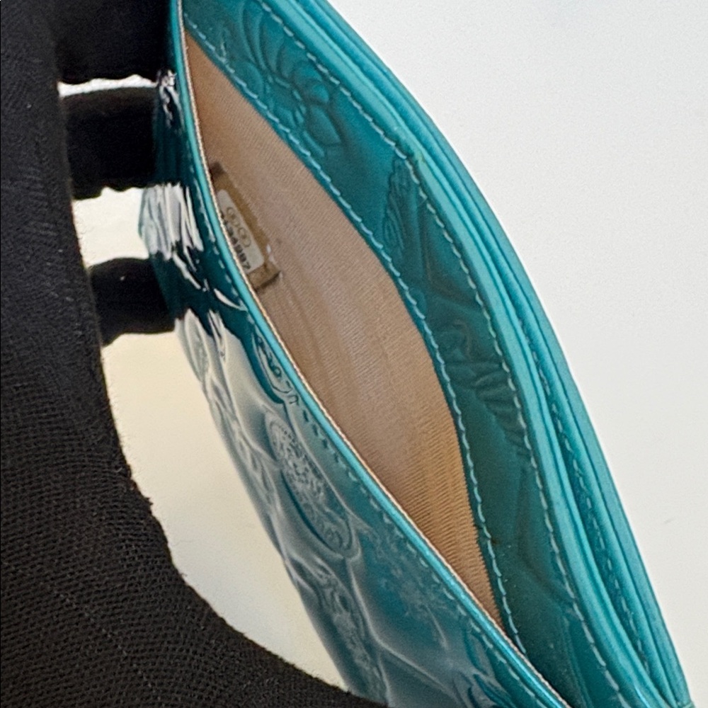 CHANEL Vintage Embossed Card Holder - Picture 6 of 8